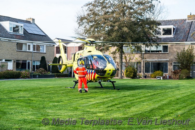 Mediaterplaatse ongeval tijdens het parkeren Aalsmeer 07112020 Image00011