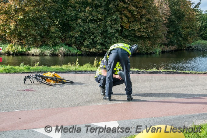 Mediaterplaatse wielrenner zwaar gewond in vijfhuizen 12102020 0001Image00015