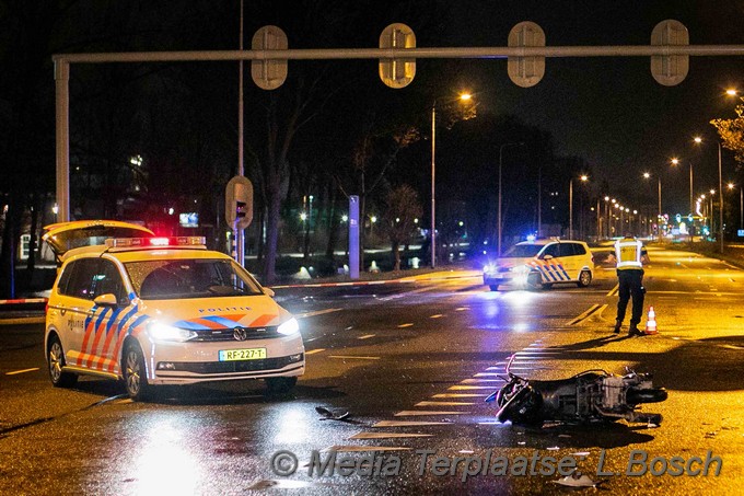 Mediaterplaatse scooterrijder gewond na achtervolging Haarlem 27032021 Image00006