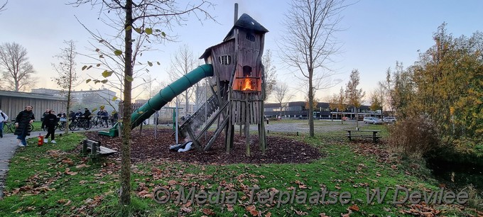 Mediaterplaatse brandje in leiden Noord speeltoestel WPF 2112021 Image00004
