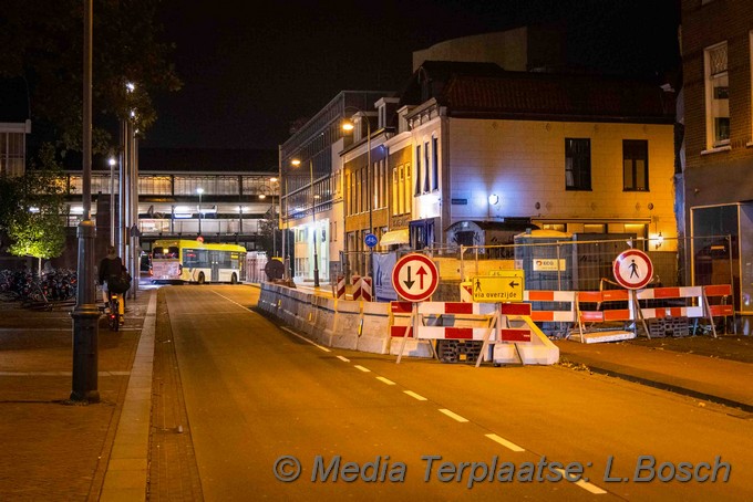 Mediaterplaatse auto klapt op lijnbus haarlem 24102021 Image00007