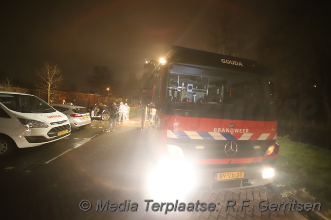 Mediaterplaatse Weer in de nacht een auto spontaan in brand gouda 28012021 Image00008