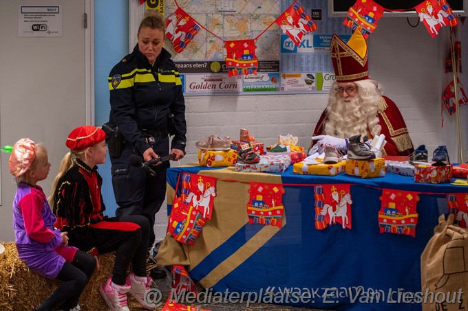 Mediaterplaats Sinterklaas op bezoek bij politie hdp 02122022 Image00007