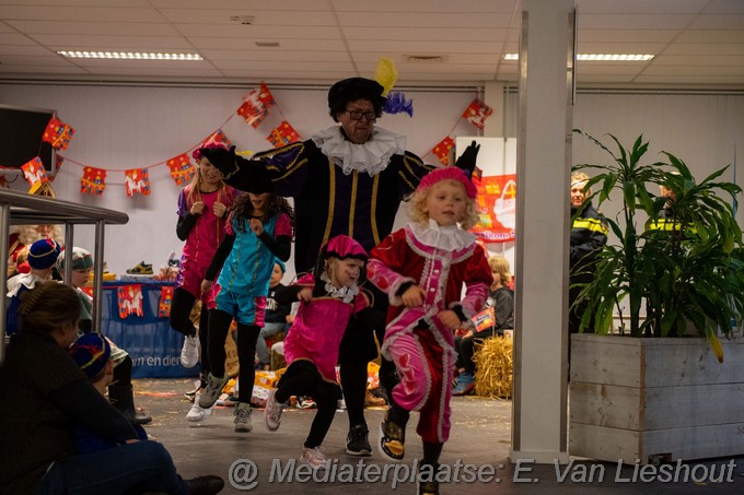 Mediaterplaats Sinterklaas op bezoek bij politie hdp 02122022 Image00010
