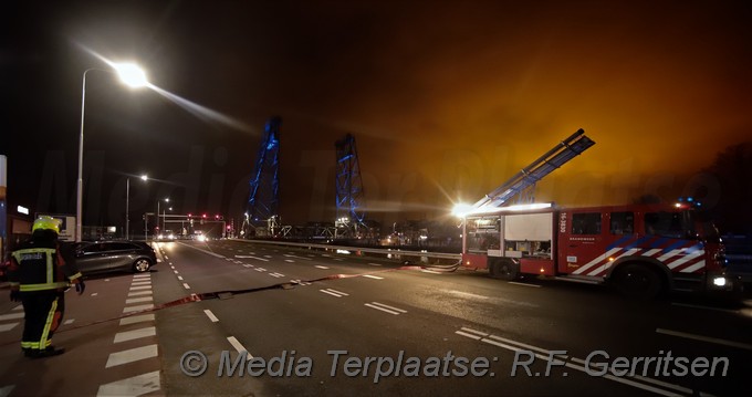 Mediaterplaatse grote brand in waddinxveen bij een bedrijf 05012022 Image00002