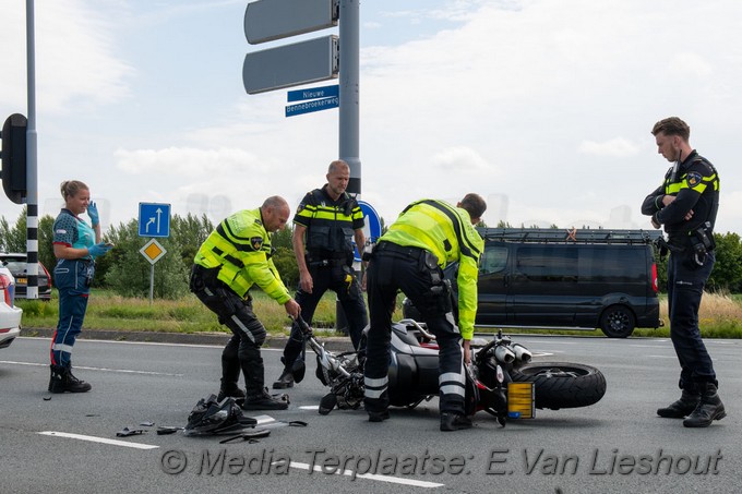Mediaterplaatse motorrijder gewond na ongeval bennebroekerweg hdp 30062022 Image00002