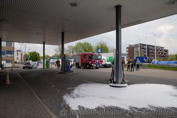 Mediaterplaatse brandstoflekkage industriestraat alphen aan de rijn 07052023 Image00007