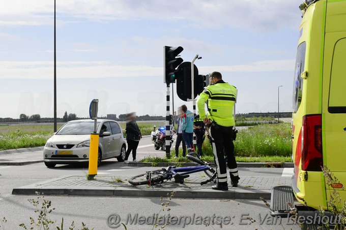 Mediaterplaatse fietser gewond bij ongeval rijnlanderweg hoofddorp 24052023 Image00003