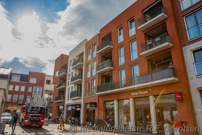 Mediaterplaatse woningbrand tussenzicht waddinxveen Image00002