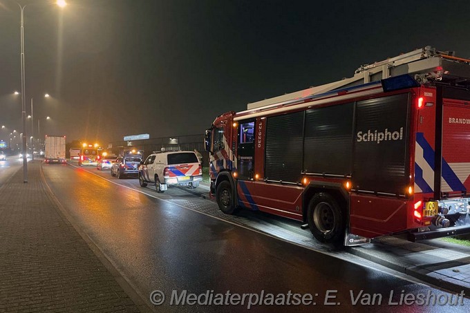 Mediaterplaatse auto vliegt uit de bocht rozenburg 26122024 Image00001