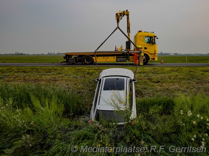 Mediaterplaatse voertuig te water N210 lekkerkerk Image00004