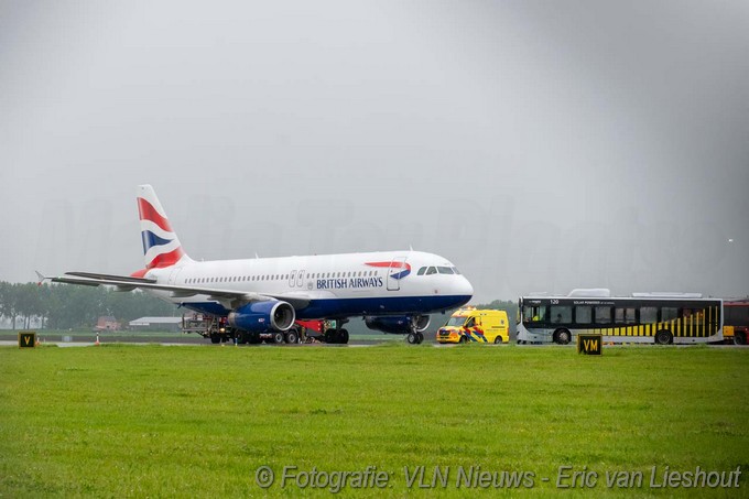 Mediaterplaatse vliegtuig in de problemen schiphol 15052024 Image00006