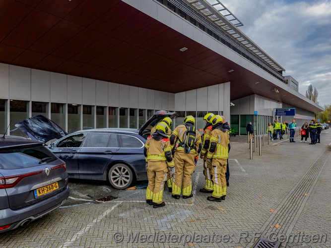 Mediaterplaatse autobrand bleulandweg gouda 13112024 Image00009
