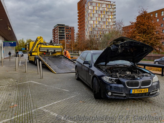 Mediaterplaatse autobrand bleulandweg gouda 13112024 Image00015