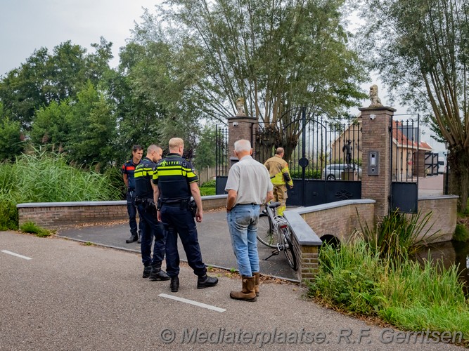 Mediaterplaatse fliets langs water paniek brandweer inzet 03092024 Image00005