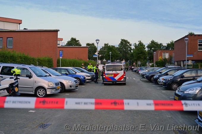 Mediaterplaatse handgranaat in woning nvp 15092024 Image00001