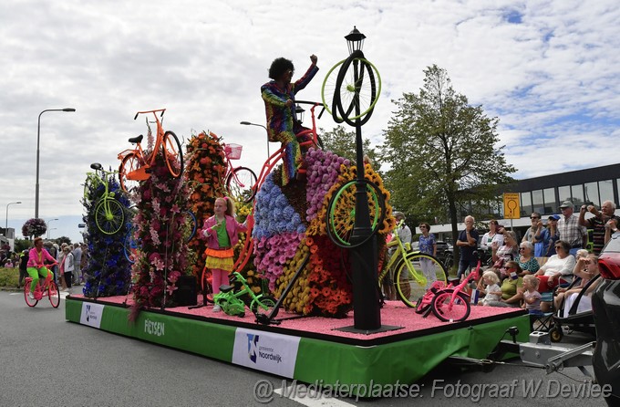 Mediaterplaatse flower parade rijnsburg klein 10082024 Image00023