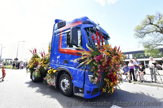 Mediaterplaatse flower parade rijnsburg klein 10082024 Image00058