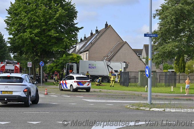 Mediaterplaatse vuilniswagen in brand hoofddorp 24072024 Image00001