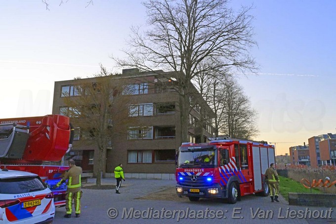 Mediaterplaatse brandje op balkon thijs ouwerkerkstraat hoofddorp 05042025 Image00003