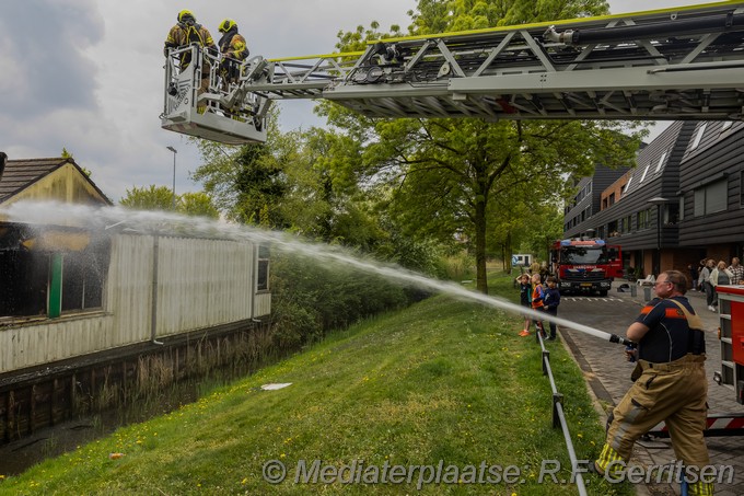 Mediaterplaatse grote brand knibbelweg zevenhuizen 21042025 Image00012