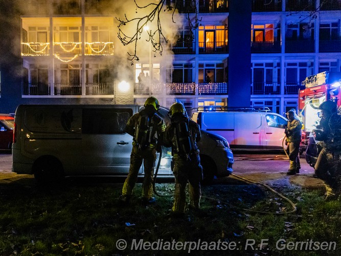 Mediaterplaatse voertuig brand kolkmanstraat gouda 30122025 Image00003