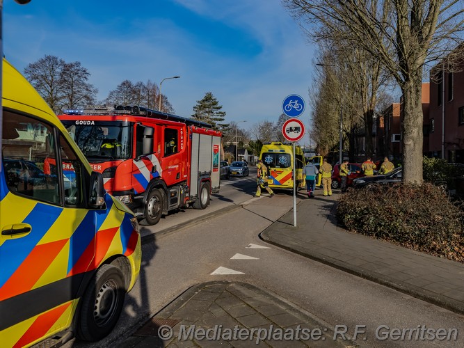 Mediaterplaatse auto in tuin zuidelijke zwarteweg gouda 18022025 Image00002