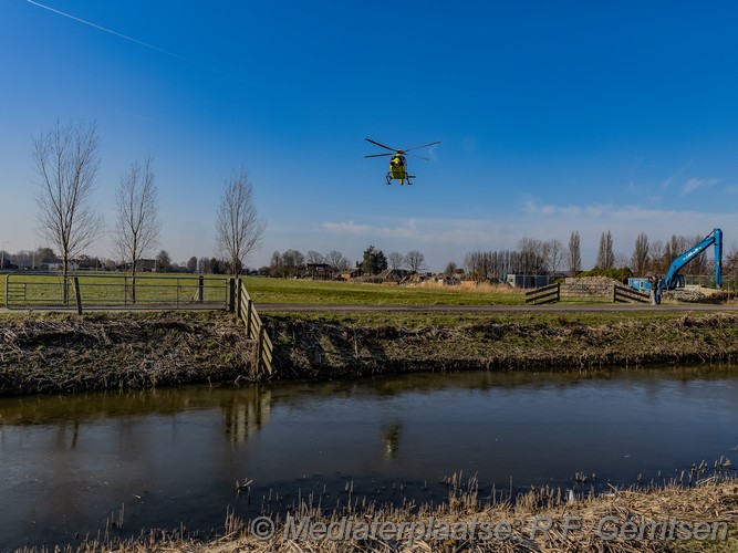Mediaterplaatse auto in tuin zuidelijke zwarteweg gouda 18022025 Image00008