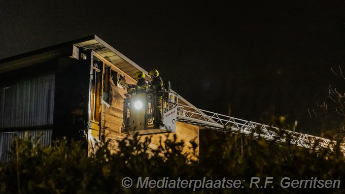 Mediaterplaatse brand in kantoor pand lekdijk west bergambacht 19022025 Image00010