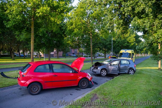 Mediaterplaatse ongeval molenaarslaan met ledsel hoofddorp 11062025 11062025 ongeval met ledsel molenaarlaan hoofddorp 00012