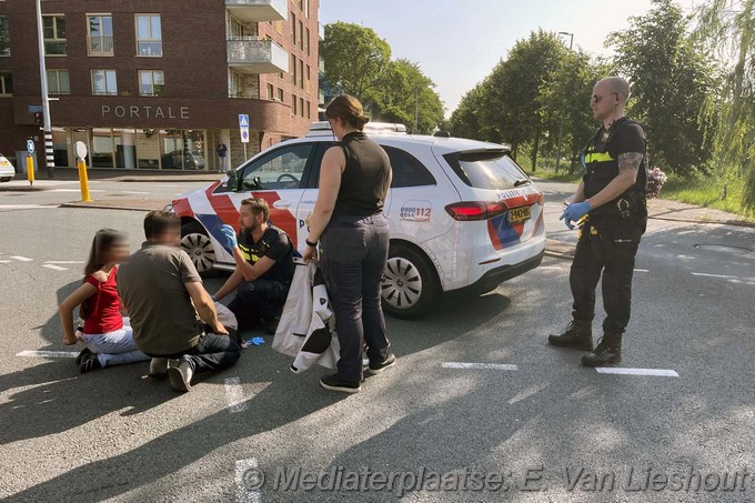 Mediaterplaatse meisje valt hard van haar fatebike hoofddorp 13062025 13062025 meisje valt van fatebike en komt op haar hoofd 00002