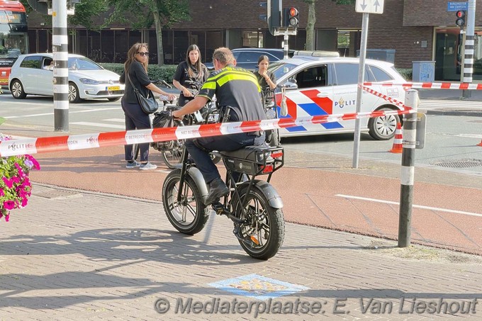 Mediaterplaatse meisje valt hard van haar fatebike hoofddorp 13062025 13062025 meisje valt van fatebike en komt op haar hoofd 00010