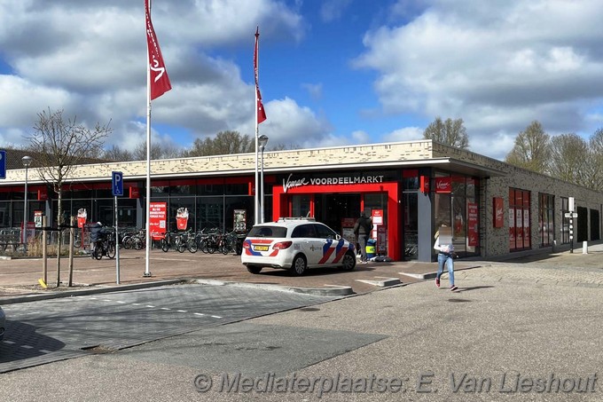 Mediaterplaatse winkeldief zwaait met mes in de Vomar hoofdorp 29032025 Image00001