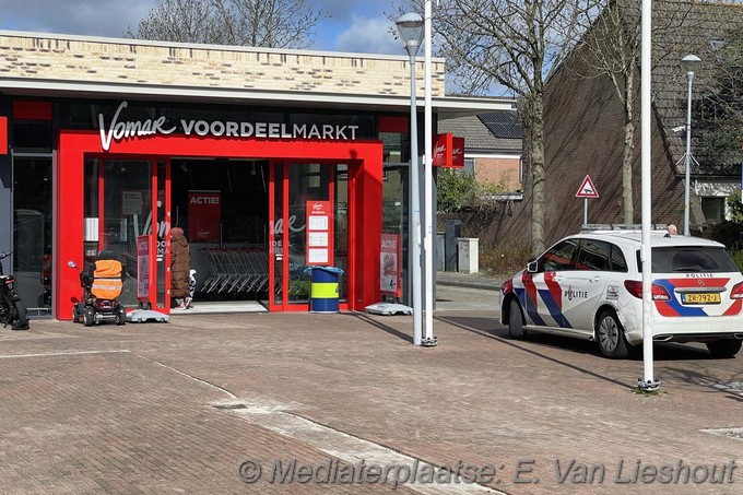 Mediaterplaatse winkeldief zwaait met mes in de Vomar hoofdorp 29032025 Image00004