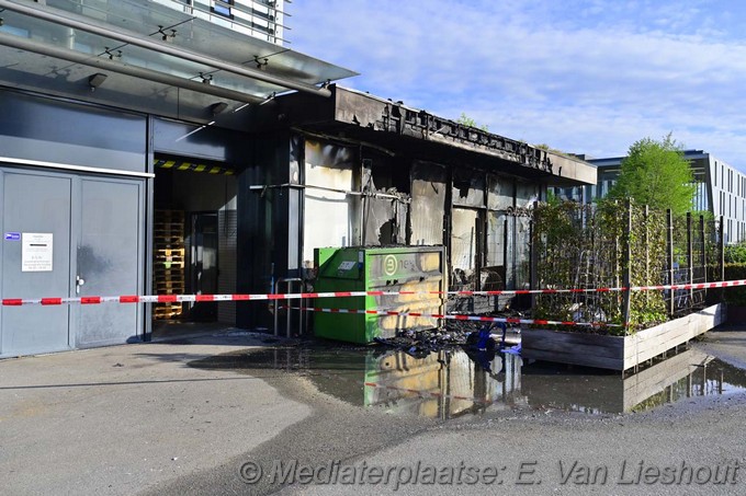 Mediaterplaatse grote brand op de traurusavenue wpf 03052025 Grote brand bij bedrijfspand op Taurusavenue hdp 00001