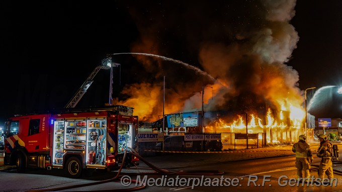Mediaterplaatse grote brand alphen aan de rijn den hoorn 05052025 grote brand alphen aan de rijn den hoorn 00001