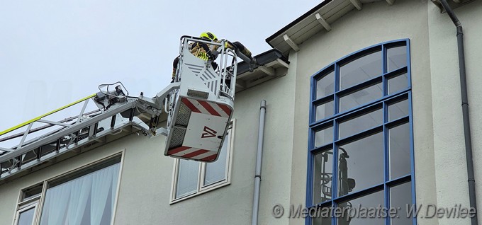 Mediaterplaatsen brandweer verwijderd regen afvoer ldn 29112025 Image00006