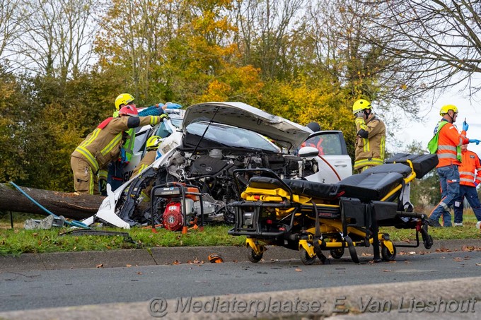 Mediaterplaatsen ongeval wegvervoer leenderbos hoofddorp 31102025 Image00011