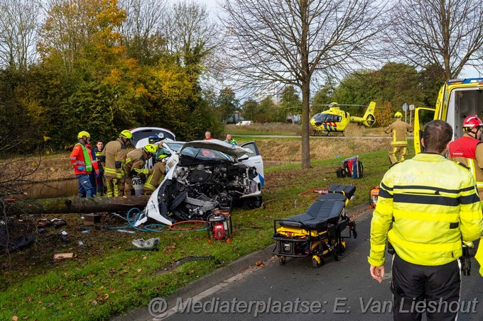 Mediaterplaatsen ongeval wegvervoer leenderbos hoofddorp 31102025 Image00013