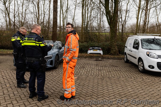 Mediaterplaatse auto te water peter zuidlaan waddinxveen 10022026 Image00010