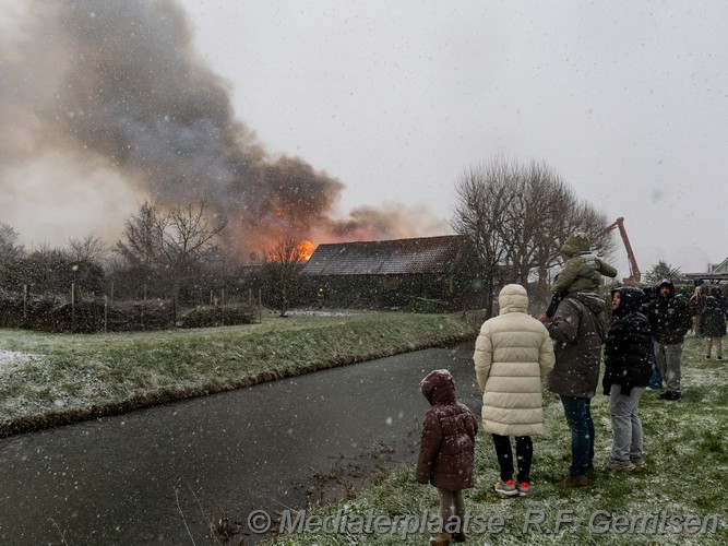 Mediaterplaatse brand loods herenweg moerkapellen 15022026 Image00005