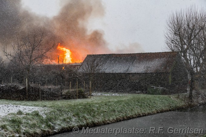 Mediaterplaatse brand loods herenweg moerkapellen 15022026 Image00007