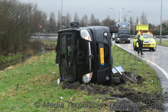MediaTerplaatse vito op zijkant eenzijding n11 hazerswoude 01022018 Image00002