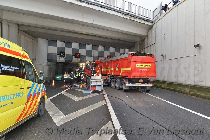 MediaTerplaatse zwaar ongeval a4 aquaduct ringvaart 02022018 Image00018