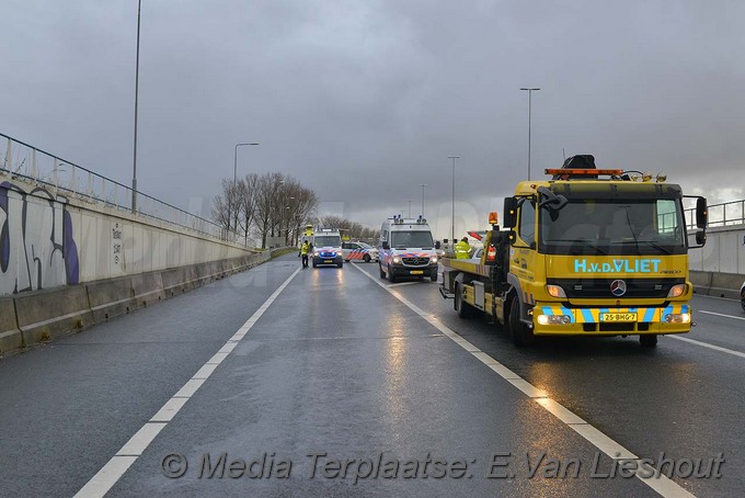 MediaTerplaatse zwaar ongeval a4 aquaduct ringvaart 02022018 Image00019