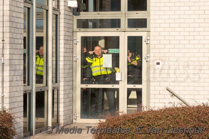 MediaTerplaatse explosief materiaal op politiebureau hoofddorp 22022018 Image00002