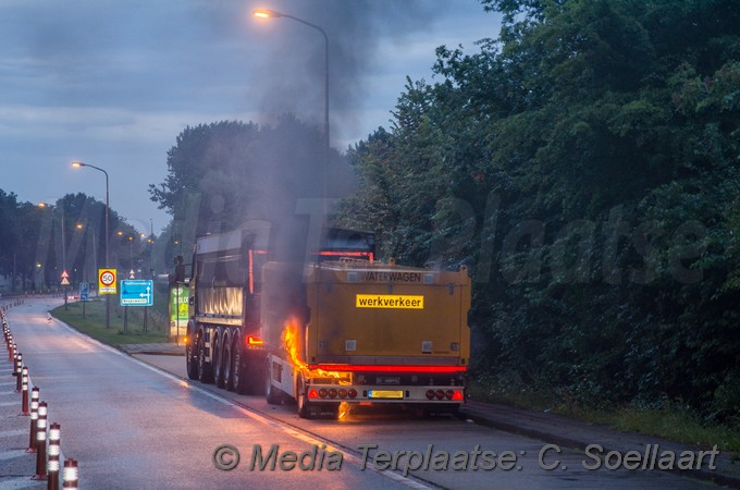 MediaTerplaatse water wagen in brand Badhoevedorp 06072017 Image00002