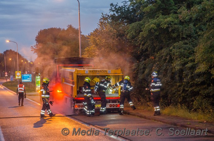MediaTerplaatse water wagen in brand Badhoevedorp 06072017 Image00005