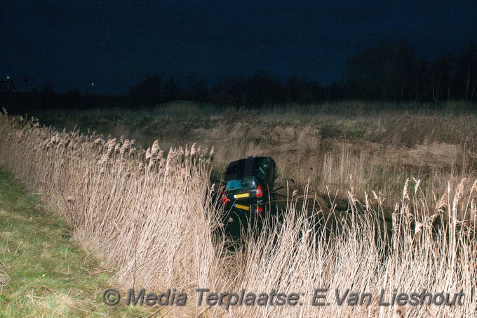 Mediaterplaatse ongeval auto te water nvp 15012019 Image00003