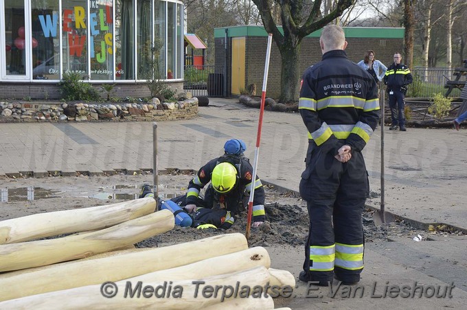 MediaTerplaatse gas lek school hdp 29112017 Image00008